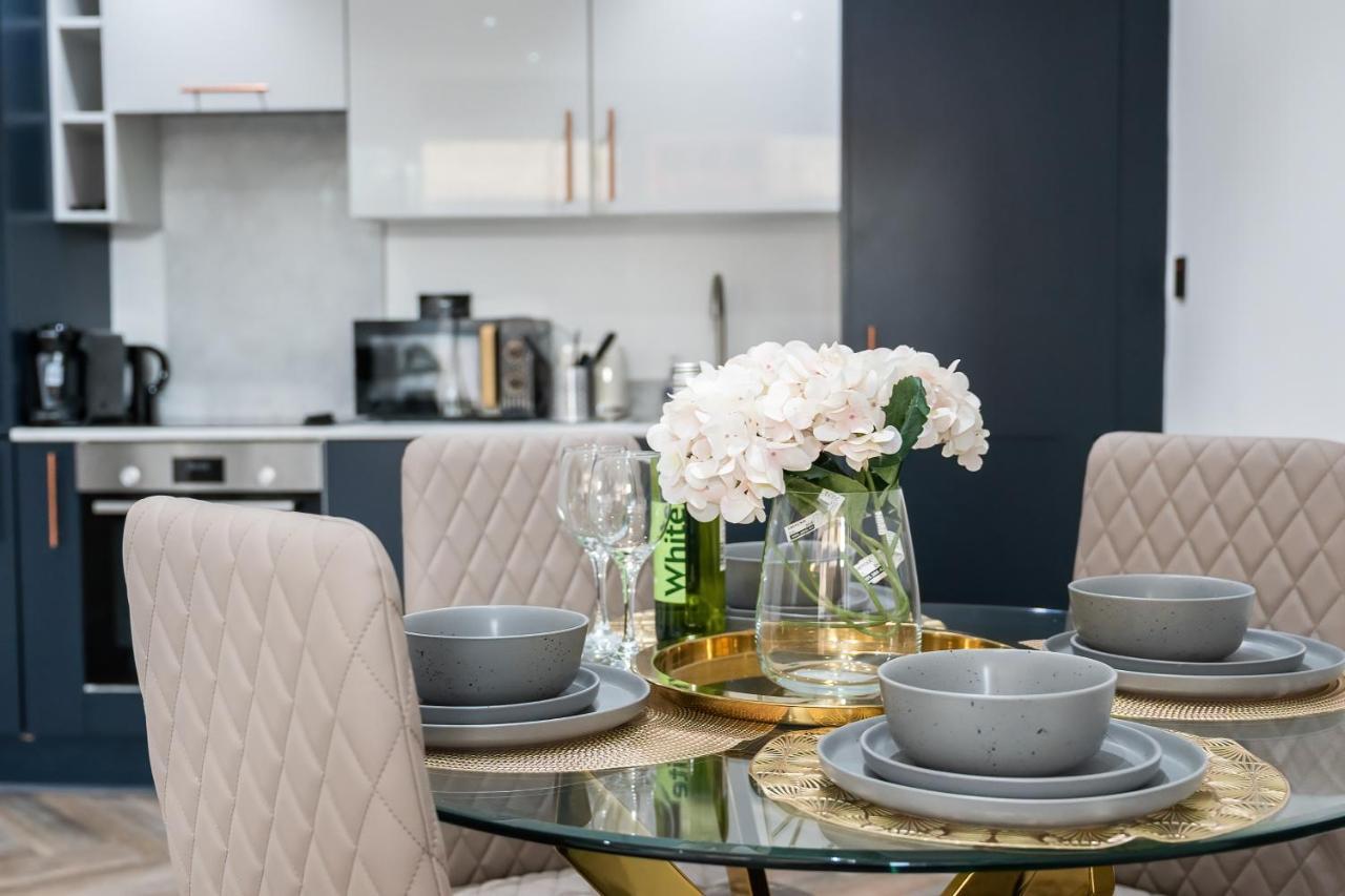 London Road Romford Block Apartment Luaran gambar